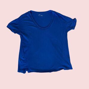 Aerie Women's Blue T-shirt